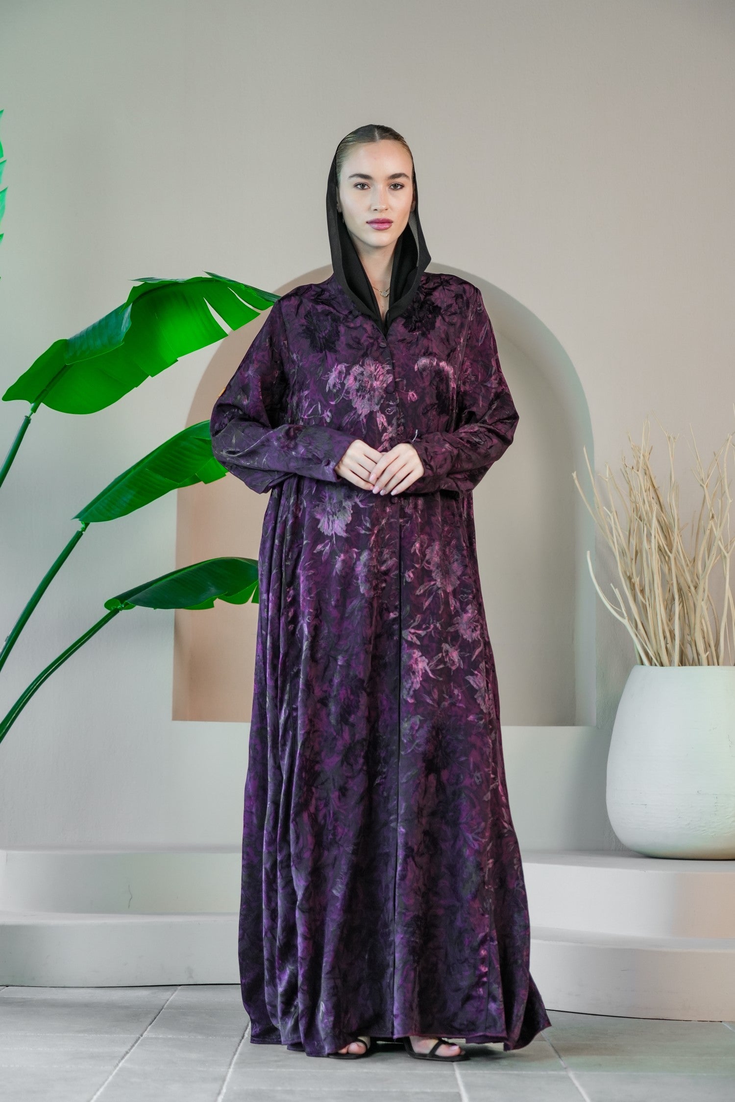 BLESS “6009 Scheich apricot black mohair S014 – Saaib Abaya