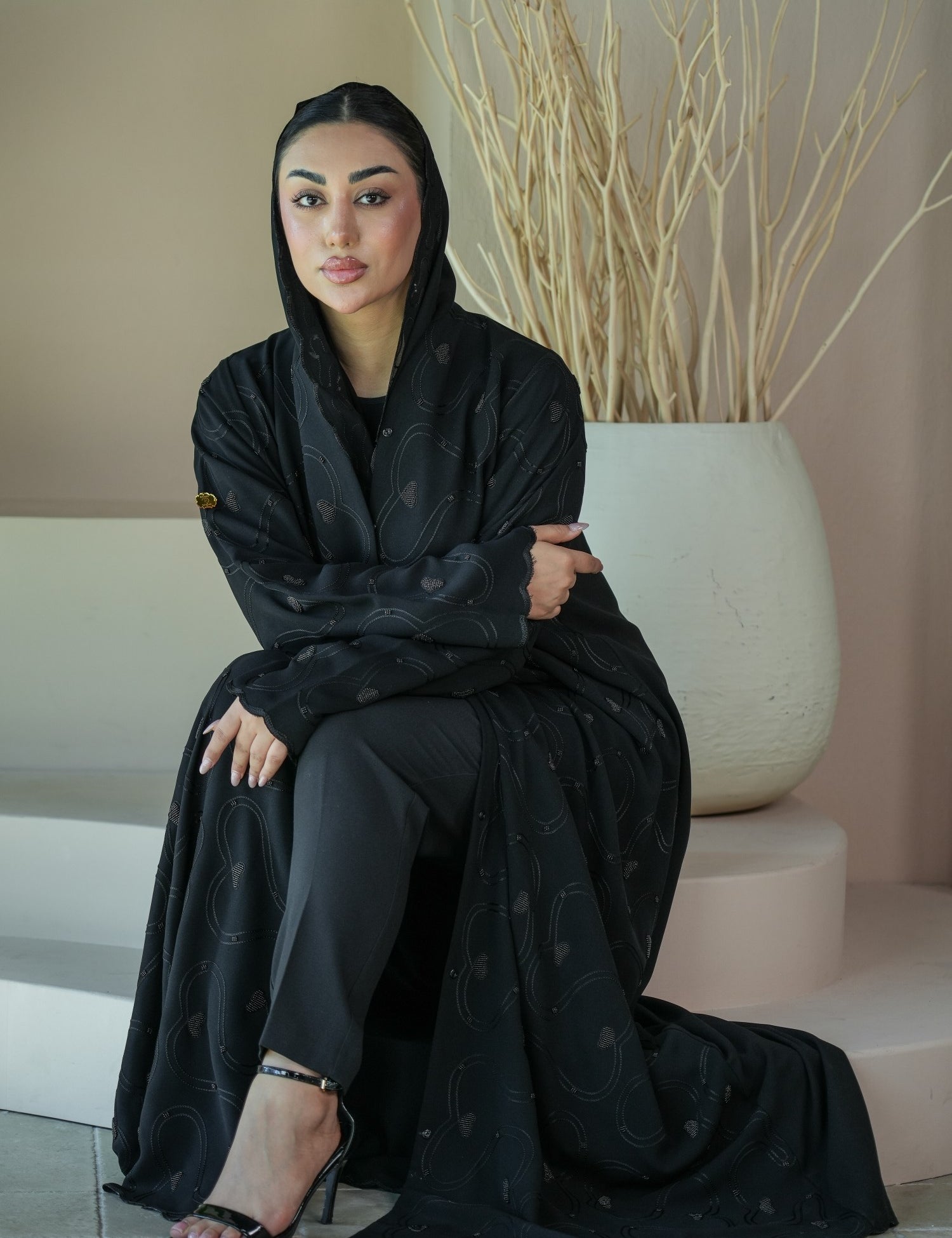 S033 - Saaib Abaya-custom abayas, luxury abayas, elegant abayas, modest fashion, bespoke abayas, handmade abayas, Qatar fashion
